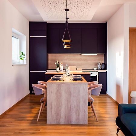 Apartman Eden Rožnov pod Radhoštěm Exteriör bild