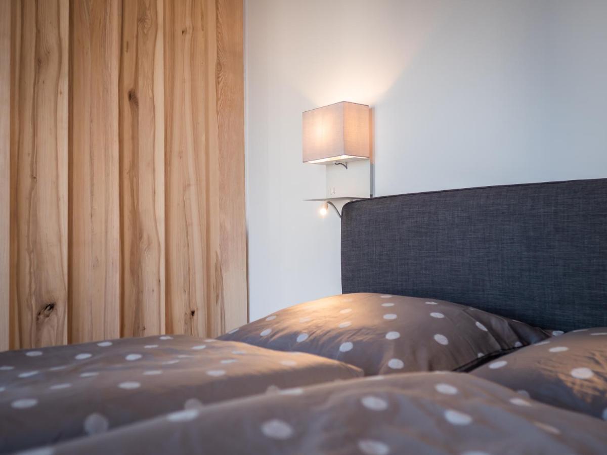 Apartman Eden Rožnov pod Radhoštěm Exteriör bild