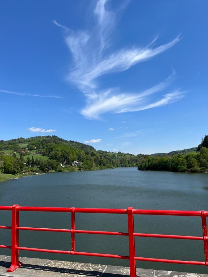 Apartman Eden Rožnov pod Radhoštěm Exteriör bild